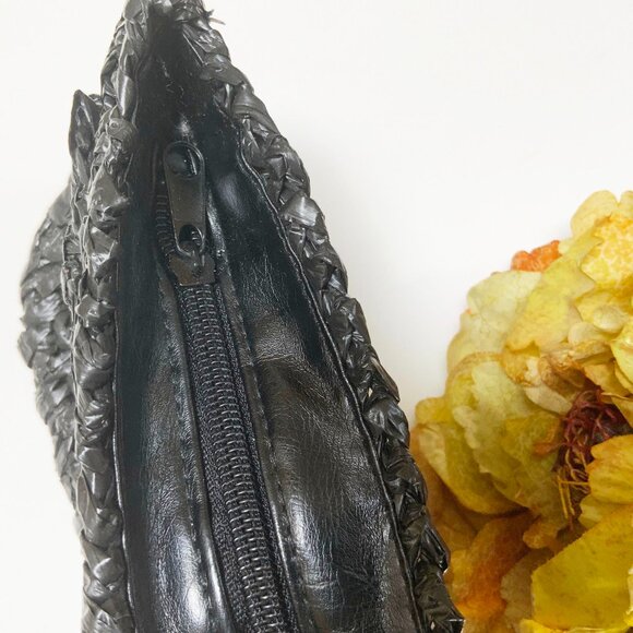 ZARA Black Woven Corn Straw Clutchs - Picture 4 of 4